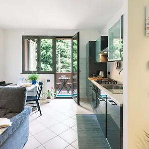 Buro Il Viaggiatore , Parma Italien